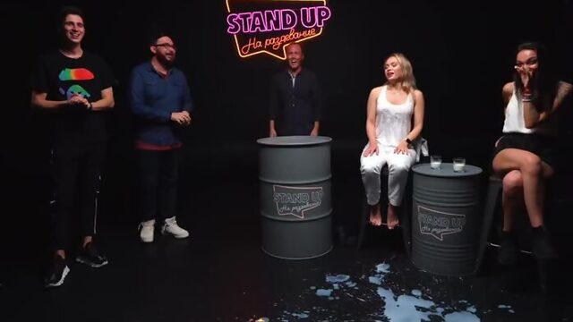 [ЧЁ КАВО] ДЕВЧОНКИ СНЯЛИ ВСЕ!!! Stand up на раздевание #3