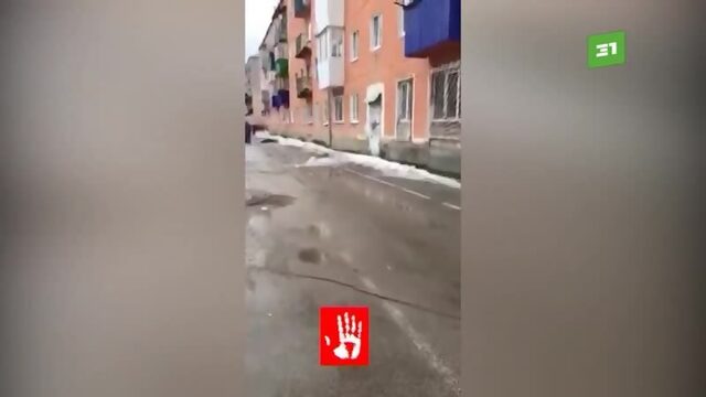 Глыба убила прохожую в городе Сим