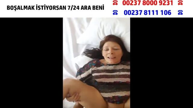 Olgun Türk Karısını Zevkten Dört Köşe Yapmış Geçiriyor (TÜRK OLGUN PORNO) (TÜRK İFŞA)