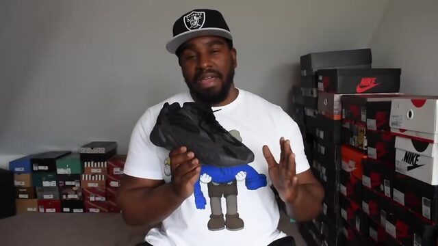 Review + On Feet - Yeezy 700 V2 Vanta - IT AINT BLACK - Ash Bash